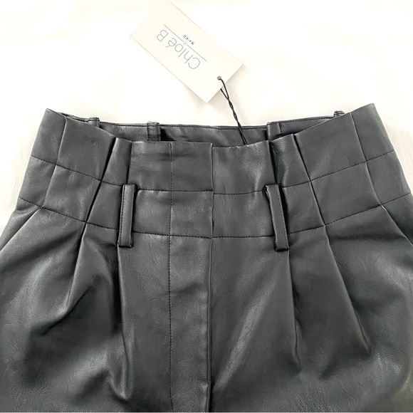 Chloé B x NA-KD Pu Pleated Pants - Picture 8 of 8